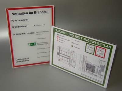 Flucht und Rettungspläne; Verhalten in Brandfalll